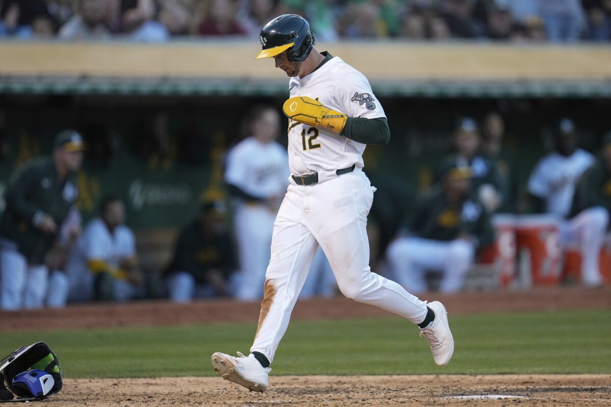 JJ Bleday memukul home run leadoff pada inning kesembilan untuk memberikan kemenangan 2-1 kepada A's atas Blue Jays