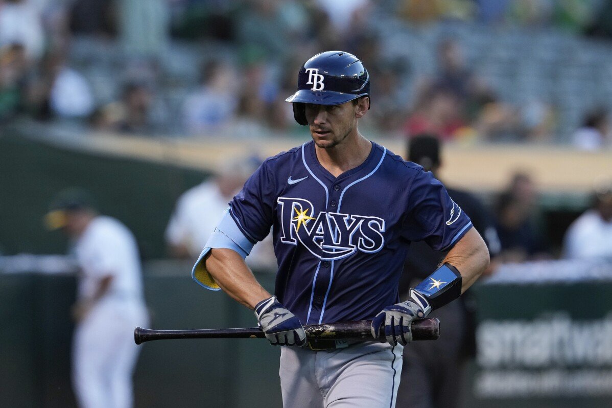 Rays 'Shane Baz, Rob Brantly bergabung untuk kembali jaya saat Tampa Bay mengalahkan A's